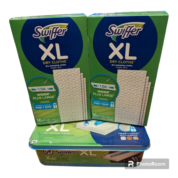 Swiffer XL Bundle- Wet & Dry Cloths - Picture 2 of 5